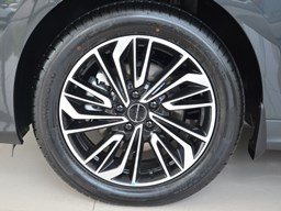 風(fēng)行游艇細(xì)節(jié)圖片