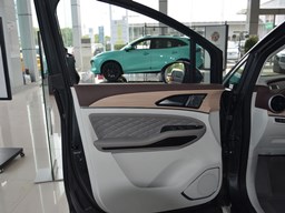 風(fēng)行游艇內(nèi)飾圖片