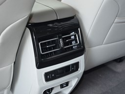 風(fēng)行游艇內(nèi)飾圖片