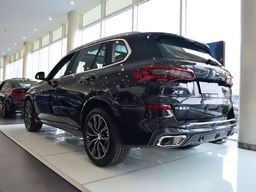 寶馬X5外觀圖片