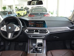 寶馬X5中控圖片