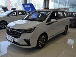 五菱佳辰外觀圖片