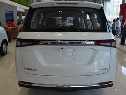 五菱佳辰外觀圖片