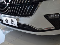 五菱佳辰細節(jié)圖片