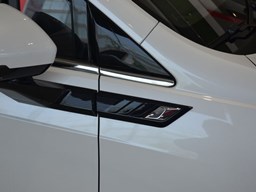 五菱佳辰細節(jié)圖片