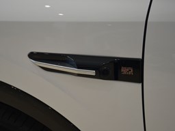 榮威鯨細(xì)節(jié)圖片