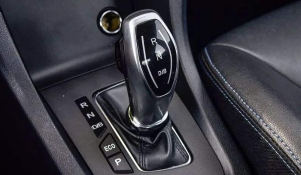 自動(dòng)擋變速箱有幾種類(lèi)型 自動(dòng)擋變速箱有4種類(lèi)型