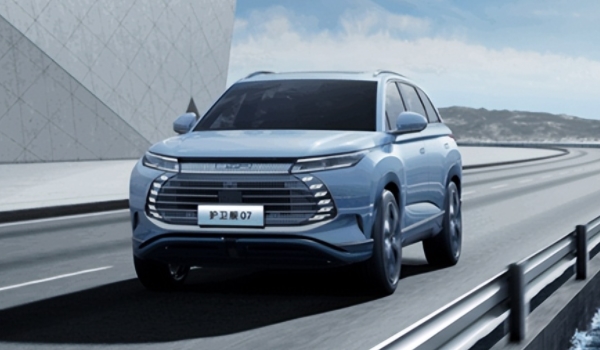 比亞迪混動汽車哪款好 比亞迪秦、漢、護衛(wèi)艦07三款車型不錯