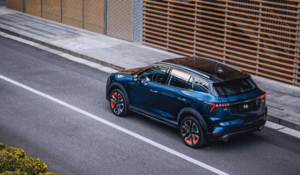 領克06是幾缸車 領克06屬于是四缸車型（1.5t渦輪增壓）