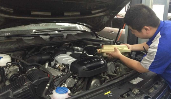 新車保養(yǎng)需要多長時(shí)間 5000公里/6個(gè)月的時(shí)間保養(yǎng)一次