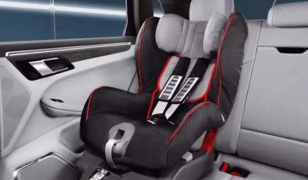 5大人1個(gè)嬰兒算超載嗎 5座車型算超載（7座車型不算超載）