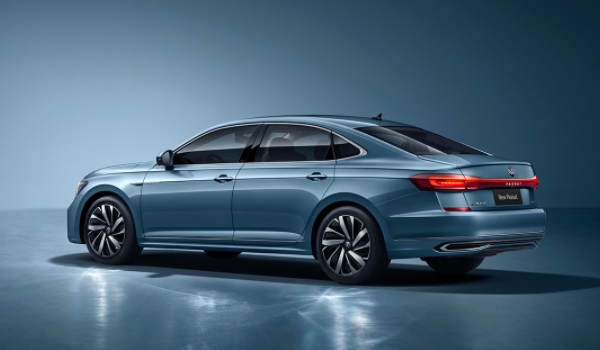 帕薩特車屬于什么檔次 屬于是B級(jí)車（廠商指導(dǎo)價(jià)格為18.19萬(wàn)元到25.29萬(wàn)元）