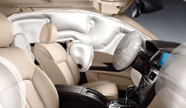 airbag方向盤是什么牌子車 不是汽車品牌的標(biāo)識(shí)（代表了安全氣囊）