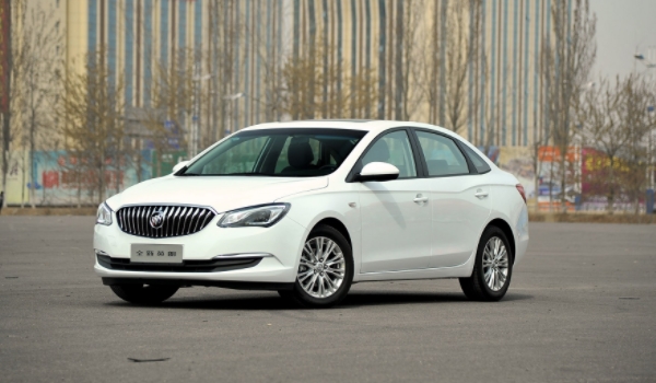 別克英朗怎么樣 油耗低、性能好（百公里油耗6L）