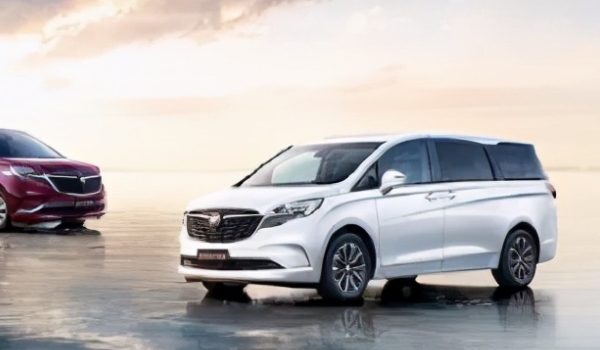 別克gl8怎么樣 配置豐富、行駛穩(wěn)定、加速效果好、外觀帥氣