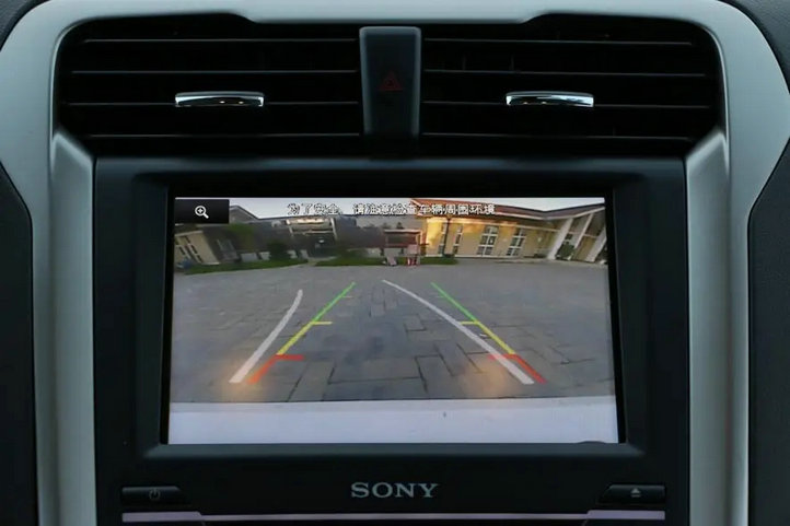 倒車影像不顯示輔助線怎么回事