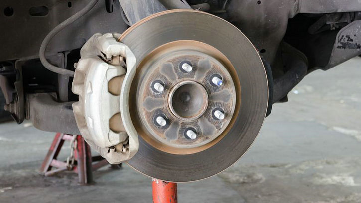 剎車片和剎車盤多久換一次