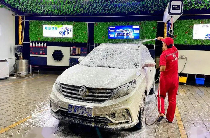 汽車(chē)美容裝飾包括哪些項(xiàng)目