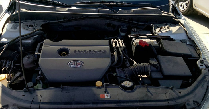 奔騰b70發(fā)動(dòng)機(jī)號(hào)在什么位置