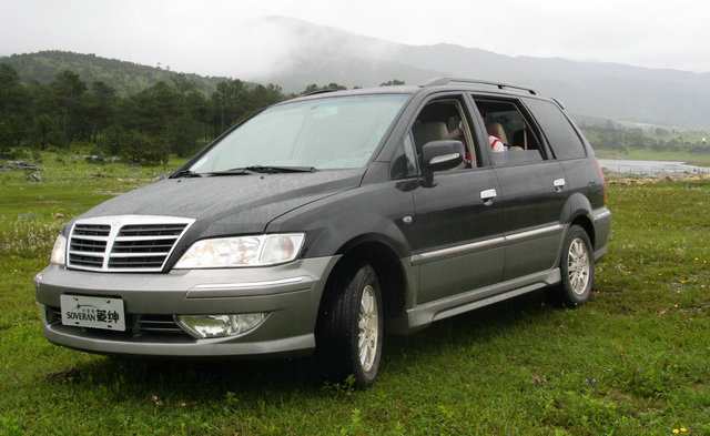 東南菱紳7座商務(wù)車怎么樣