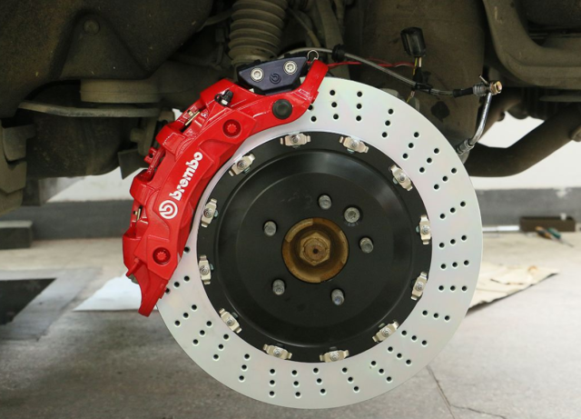 為什么先離合后剎車是大忌