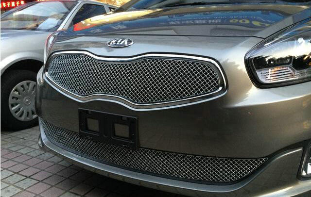 汽車中網(wǎng)臟了怎么清洗