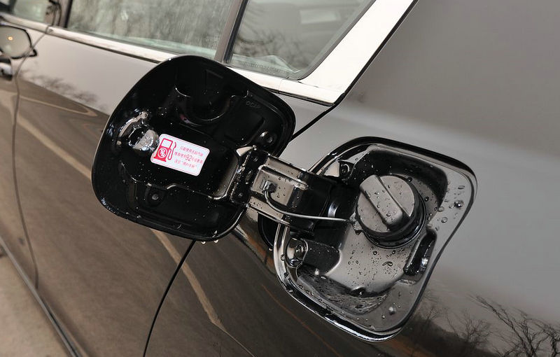 本田雅閣油箱多少升