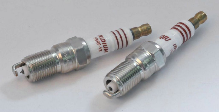 銥金火花塞和鉑金火花塞哪個(gè)好