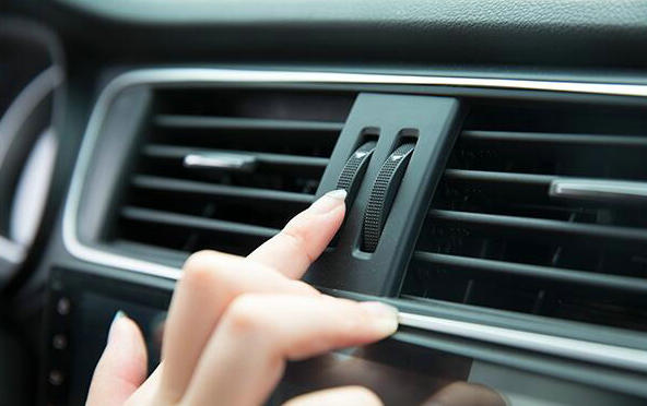 汽車(chē)暴曬后的有效降溫方式有哪些