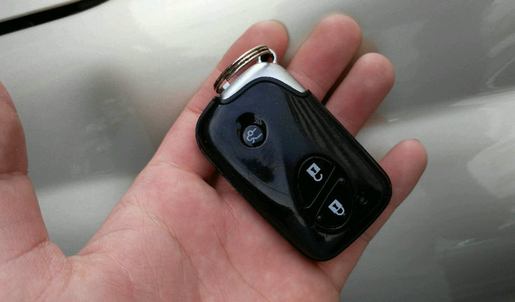 比亞迪s6車鑰匙感應不到怎么辦