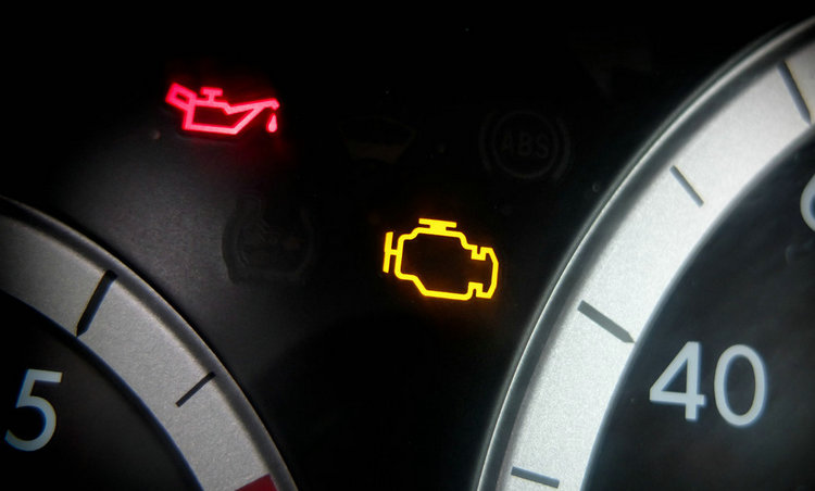 發(fā)動機(jī)故障標(biāo)志亮燈還能開嗎