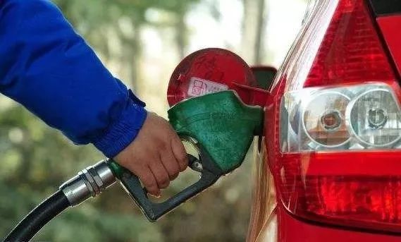 汽車油箱一般多少升