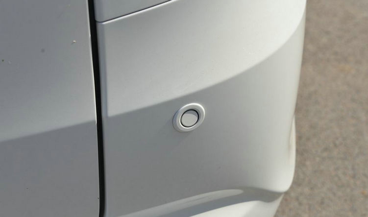 倒車雷達不響怎么回事