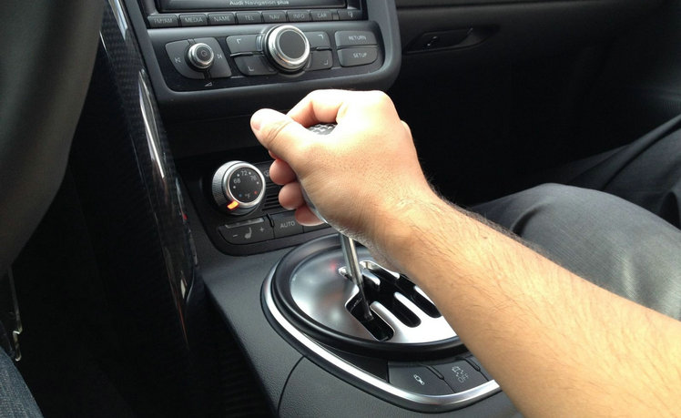 開(kāi)手動(dòng)擋的車(chē)換擋技巧