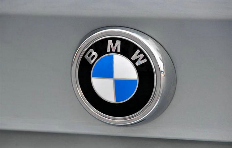 寶馬汽車(chē)標(biāo)志是什么