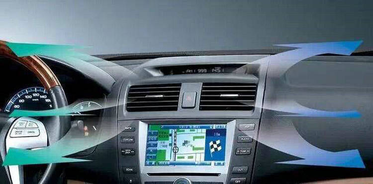 車內(nèi)開(kāi)空調(diào)有臭味怎么處理
