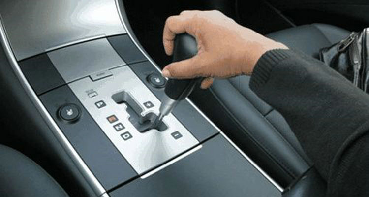 自動(dòng)擋升檔慢什么原因造成的