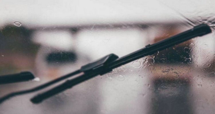 小車(chē)雨刮器不動(dòng)有響聲怎么辦