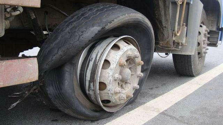 輪胎漏氣會(huì)爆胎嗎