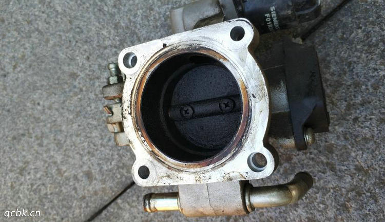 清洗完節(jié)氣門(mén)后怠速不穩(wěn)是怎么回事