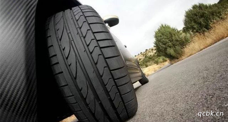 汽車(chē)輪胎里外裝反了要換回來(lái)嗎