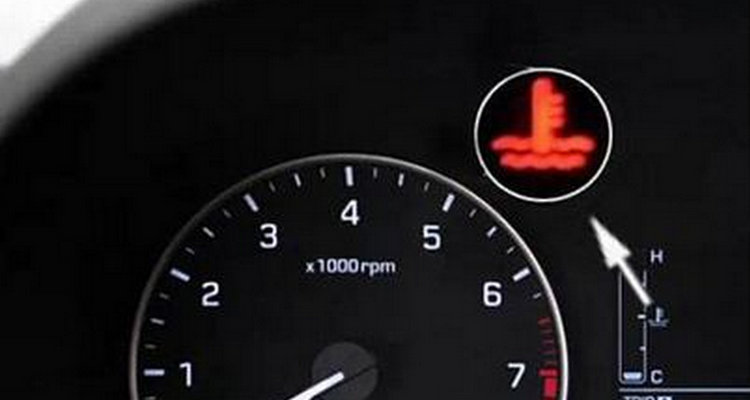汽車水溫燈閃爍是怎么回事