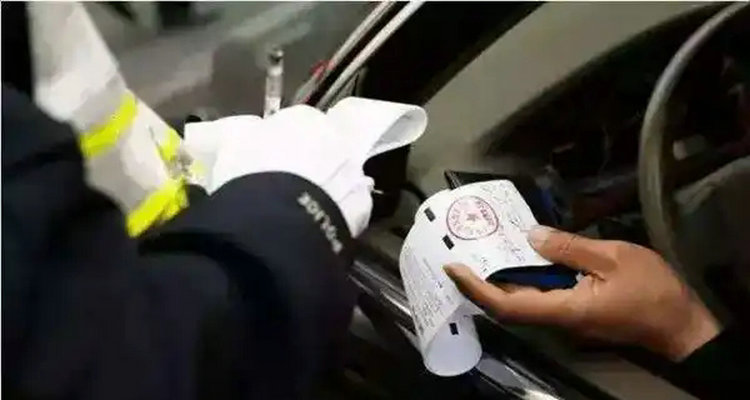 怎么樣才能避免違停車(chē)行為 如何避免違章停車(chē)