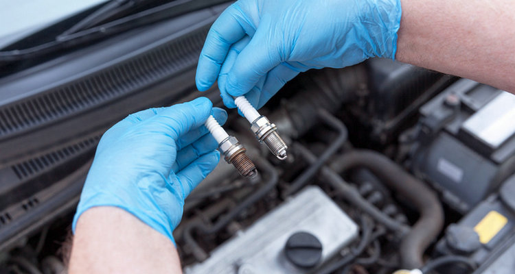 如何判斷汽車火花塞是否需要更換