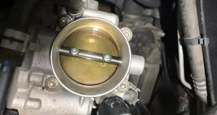 汽車進(jìn)氣道清洗教程