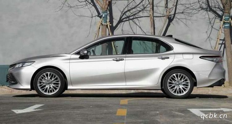 汽車開著抖動怎么回事 開車時車抖動怎么回事