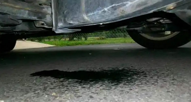 汽車空調(diào)排水管在哪個(gè)位置