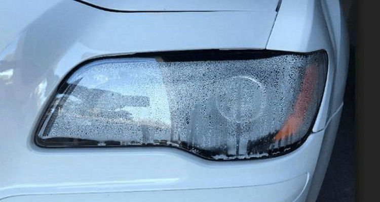 車(chē)大燈有水霧氣怎么辦
