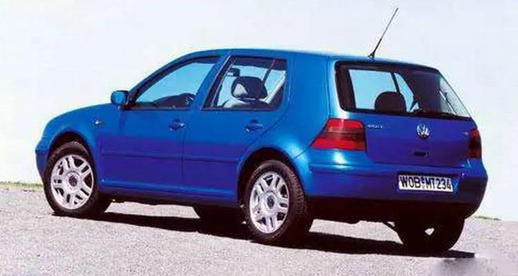 三廂車和兩廂車對比的優(yōu)缺點