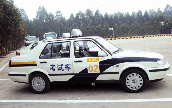 科目二考試項(xiàng)目，倒車入庫(kù)是大家的硬傷
